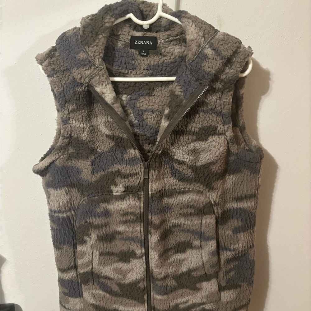 Zenana Outfitters Gray Sherpa Vest